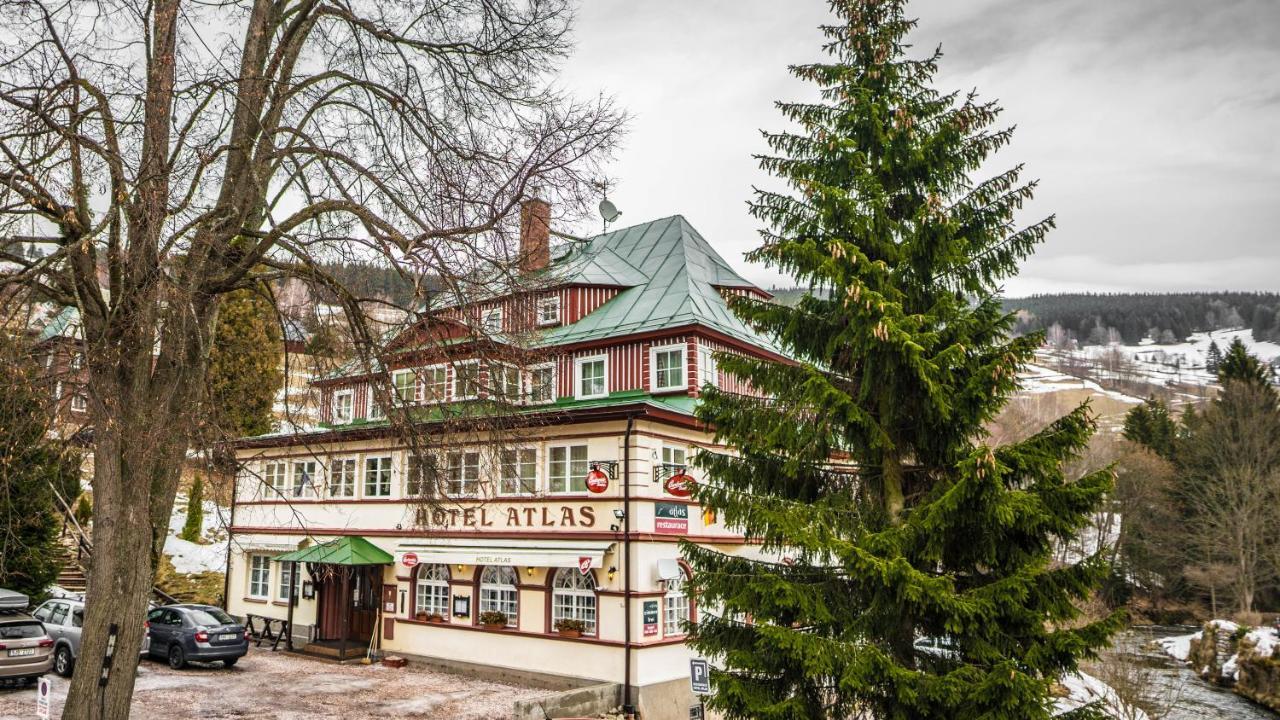 Hotel Atlas Pec pod Snezkou Exterior foto