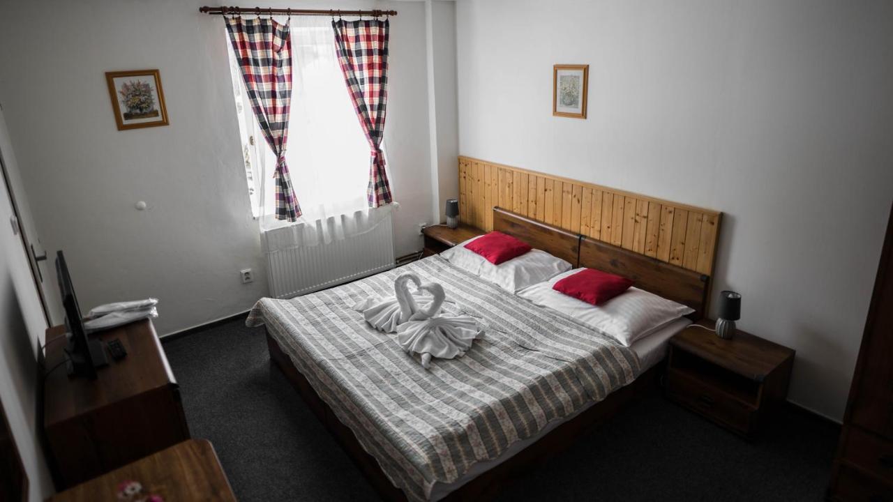 Hotel Atlas Pec pod Snezkou Exterior foto
